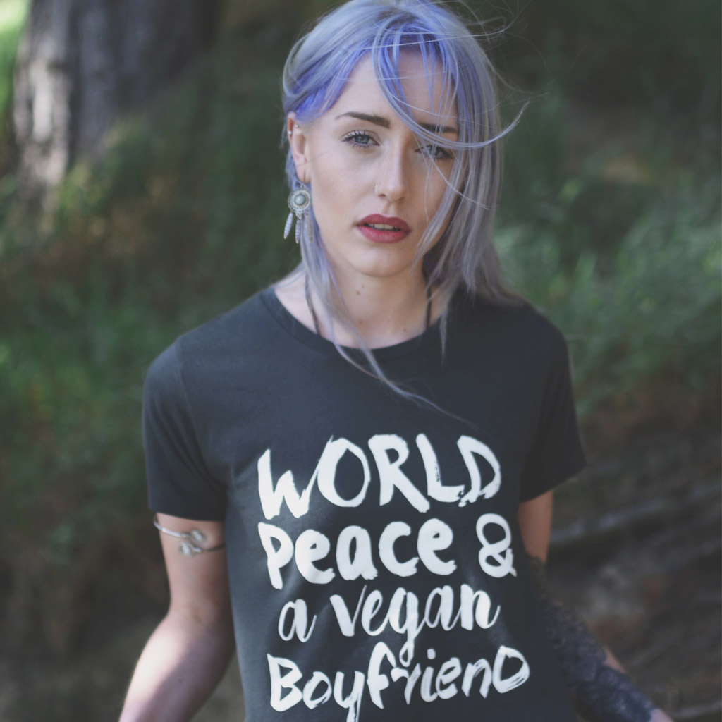 VEGAN BOYFRIEND | CROPPED T-SHIRT