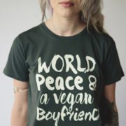 VEGAN BOYFRIEND | CROPPED T-SHIRT VEGAN BOYFRIEND | CROPPED T-SHIRT