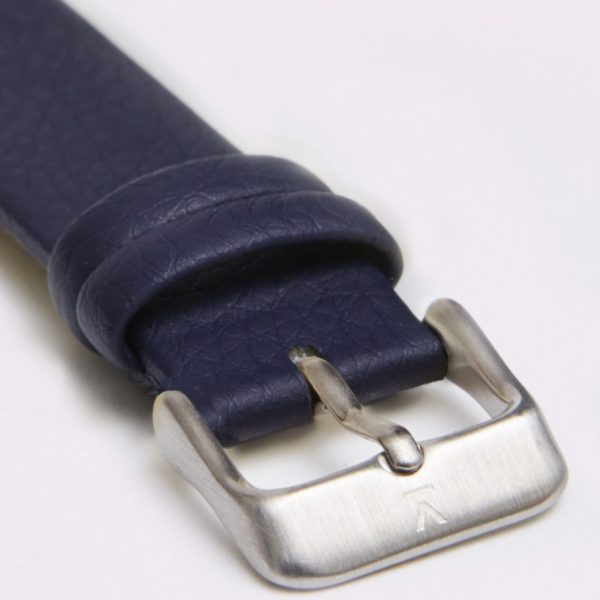 NAVY WITH BRUSHED SILVER BUCKLE | 18MM | VOTCH