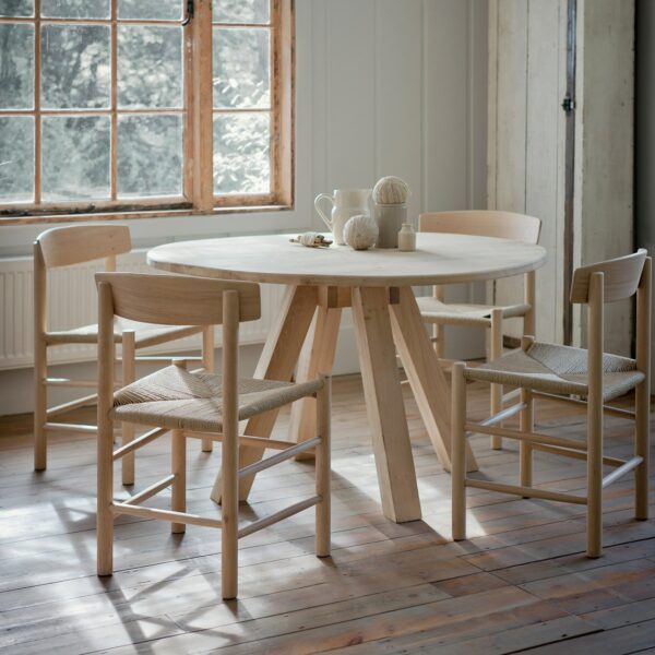 Hambledon Round Dining Table